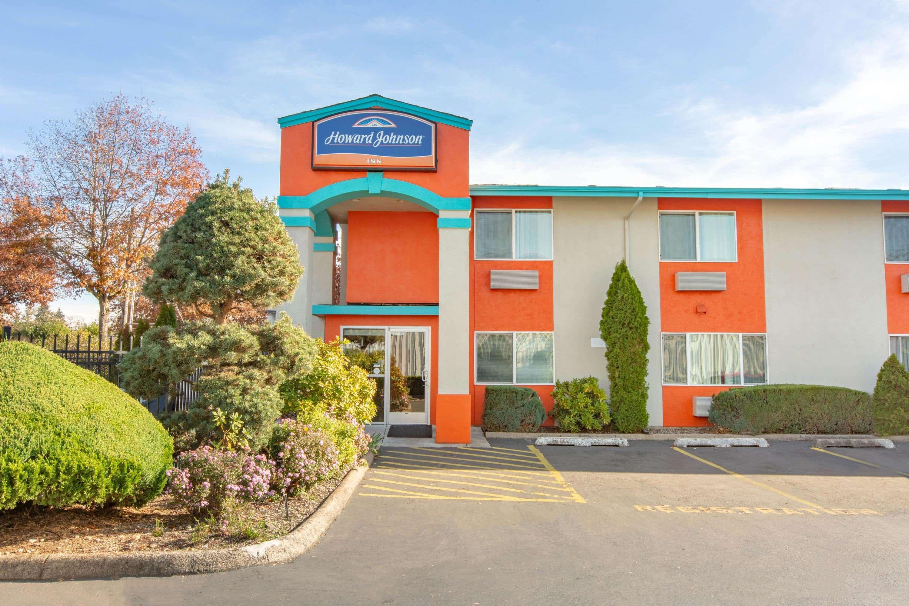 Howard Johnson By Wyndham Salem Extérieur photo